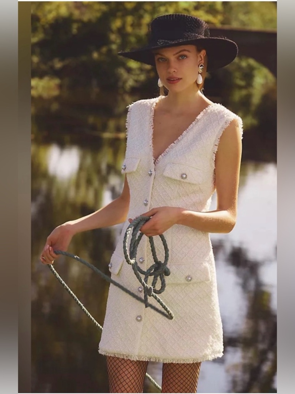 💥Absolutely Stunning 💥 BHLDN Ella V-Neck Pearl Tweed White Mini Dress
